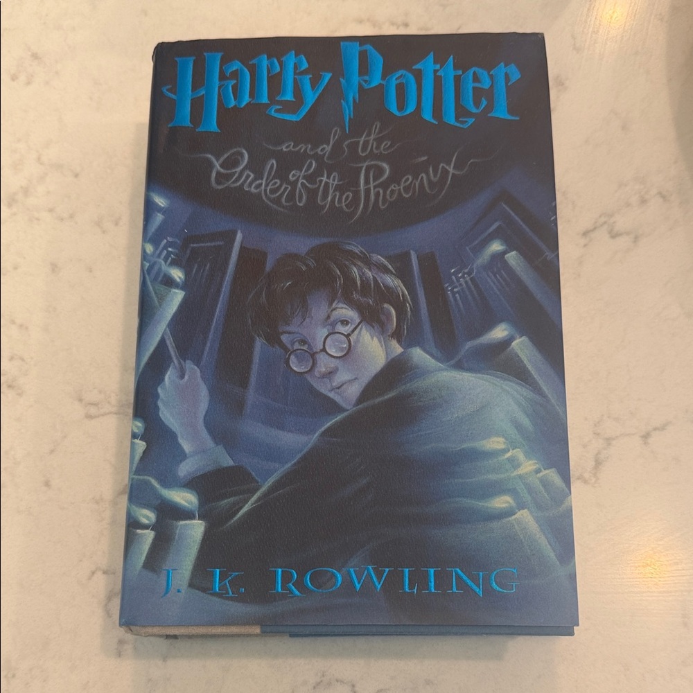 Harry Potter and the Order of the Phoenix Book - Blue Cover